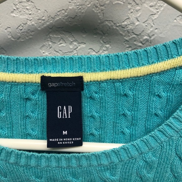 GAP Sweater - Picture 2 of 4